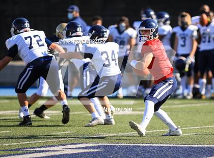 Thumbnail 3 in Notre Dame (SO) @ Loyola (Scrimmage) photogallery.