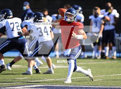 Thumbnail 1 in Notre Dame (SO) @ Loyola (Scrimmage) photogallery.