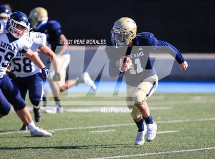 Thumbnail 3 in Notre Dame (SO) @ Loyola (Scrimmage) photogallery.