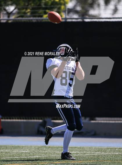 Thumbnail 3 in Notre Dame (SO) @ Loyola (Scrimmage) photogallery.