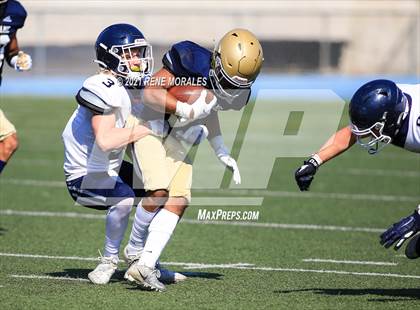 Thumbnail 1 in Notre Dame (SO) @ Loyola (Scrimmage) photogallery.