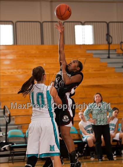 Thumbnail 1 in Pasadena Memorial vs Pearland (McDonald's Texas Invitational) photogallery.