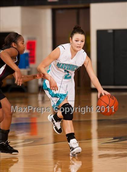 Thumbnail 2 in Pasadena Memorial vs Pearland (McDonald's Texas Invitational) photogallery.