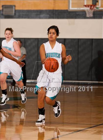 Thumbnail 1 in Pasadena Memorial vs Pearland (McDonald's Texas Invitational) photogallery.