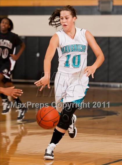 Thumbnail 3 in Pasadena Memorial vs Pearland (McDonald's Texas Invitational) photogallery.
