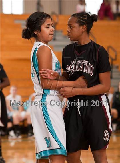 Thumbnail 3 in Pasadena Memorial vs Pearland (McDonald's Texas Invitational) photogallery.