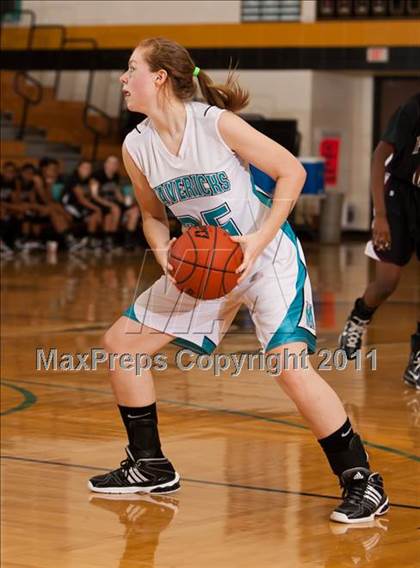 Thumbnail 1 in Pasadena Memorial vs Pearland (McDonald's Texas Invitational) photogallery.