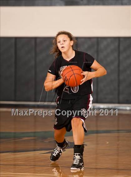 Thumbnail 1 in Pasadena Memorial vs Pearland (McDonald's Texas Invitational) photogallery.