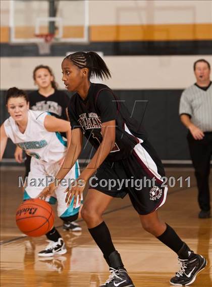 Thumbnail 2 in Pasadena Memorial vs Pearland (McDonald's Texas Invitational) photogallery.