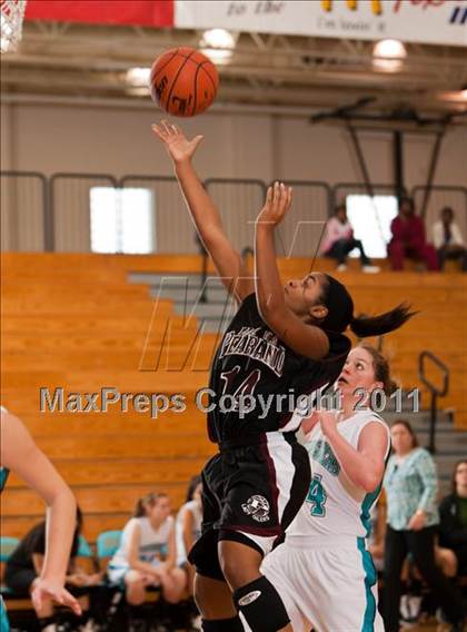 Thumbnail 3 in Pasadena Memorial vs Pearland (McDonald's Texas Invitational) photogallery.