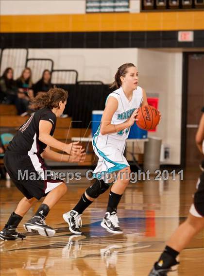Thumbnail 2 in Pasadena Memorial vs Pearland (McDonald's Texas Invitational) photogallery.