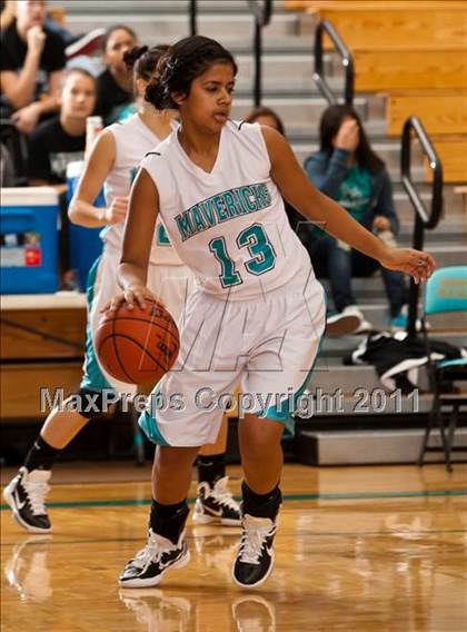 Thumbnail 2 in Pasadena Memorial vs Pearland (McDonald's Texas Invitational) photogallery.