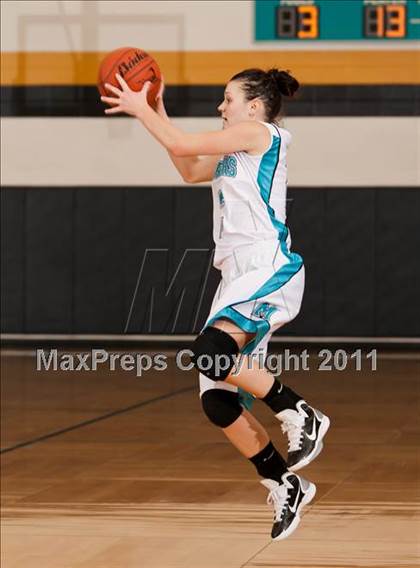 Thumbnail 2 in Pasadena Memorial vs Pearland (McDonald's Texas Invitational) photogallery.