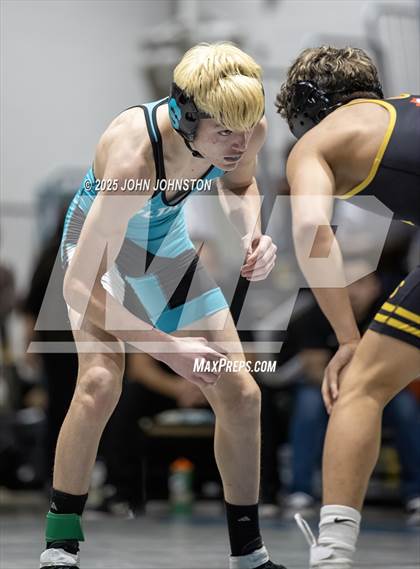 Thumbnail 1 in Sultana vs Santa Fe (CIF SS Division 3 Final) photogallery.
