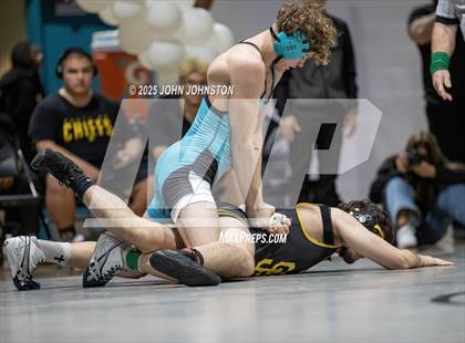 Thumbnail 3 in Sultana vs Santa Fe (CIF SS Division 3 Final) photogallery.