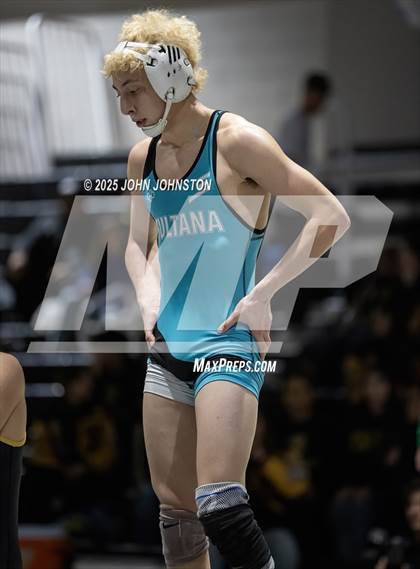 Thumbnail 2 in Sultana vs Santa Fe (CIF SS Division 3 Final) photogallery.