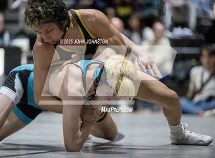 Thumbnail 3 in Sultana vs Santa Fe (CIF SS Division 3 Final) photogallery.