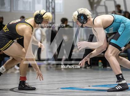 Thumbnail 3 in Sultana vs Santa Fe (CIF SS Division 3 Final) photogallery.