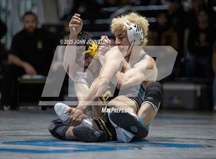 Thumbnail 3 in Sultana vs Santa Fe (CIF SS Division 3 Final) photogallery.