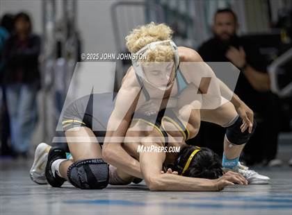 Thumbnail 2 in Sultana vs Santa Fe (CIF SS Division 3 Final) photogallery.