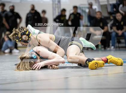 Thumbnail 1 in Sultana vs Santa Fe (CIF SS Division 3 Final) photogallery.