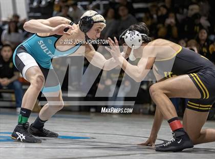 Thumbnail 2 in Sultana vs Santa Fe (CIF SS Division 3 Final) photogallery.