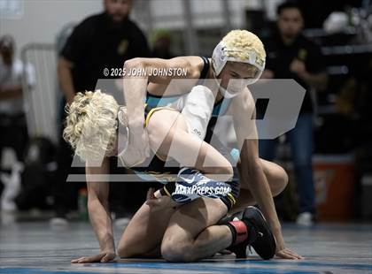 Thumbnail 2 in Sultana vs Santa Fe (CIF SS Division 3 Final) photogallery.