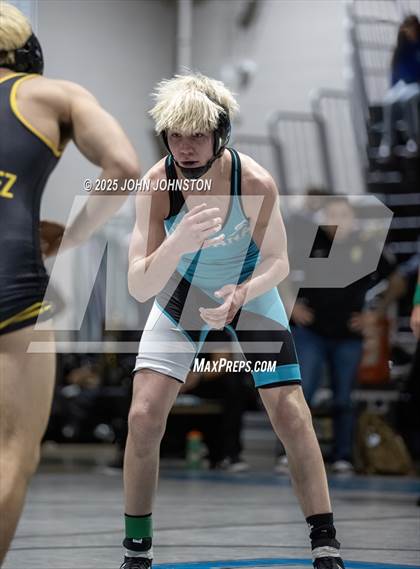 Thumbnail 2 in Sultana vs Santa Fe (CIF SS Division 3 Final) photogallery.