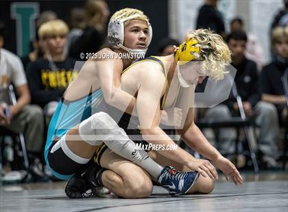 Thumbnail 3 in Sultana vs Santa Fe (CIF SS Division 3 Final) photogallery.