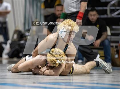 Thumbnail 2 in Sultana vs Santa Fe (CIF SS Division 3 Final) photogallery.