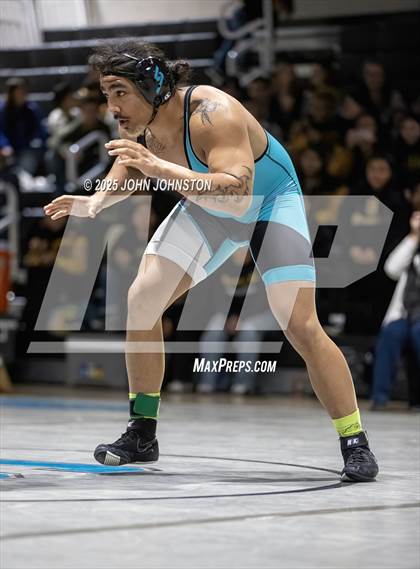 Thumbnail 2 in Sultana vs Santa Fe (CIF SS Division 3 Final) photogallery.