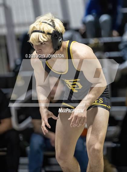 Thumbnail 2 in Sultana vs Santa Fe (CIF SS Division 3 Final) photogallery.