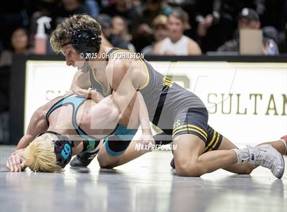 Thumbnail 2 in Sultana vs Santa Fe (CIF SS Division 3 Final) photogallery.