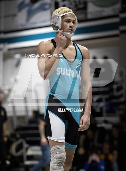 Thumbnail 2 in Sultana vs Santa Fe (CIF SS Division 3 Final) photogallery.