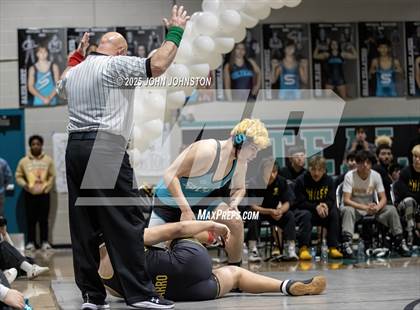 Thumbnail 3 in Sultana vs Santa Fe (CIF SS Division 3 Final) photogallery.