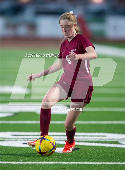 Thumbnail 3 in Morgan City vs E.D. White (Bi-District Playoff) photogallery.