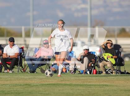 Thumbnail 3 in Copper Hills vs. Layton (UHSAA 6A Round 2) photogallery.