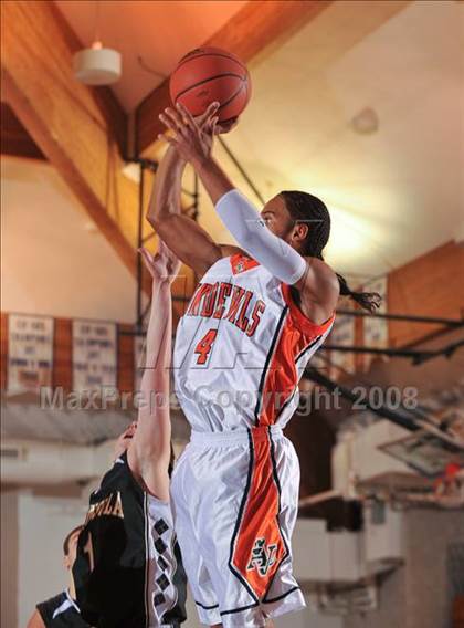 Thumbnail 3 in Apple Valley vs. Palos Verdes Peninsula (MaxPreps Holiday Classic) photogallery.