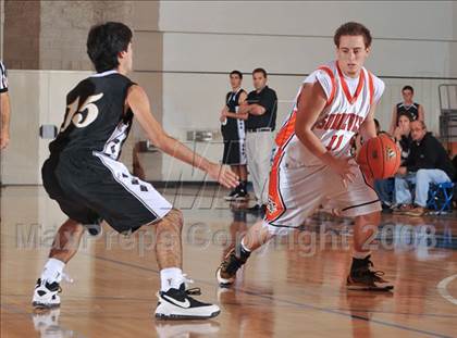 Thumbnail 3 in Apple Valley vs. Palos Verdes Peninsula (MaxPreps Holiday Classic) photogallery.