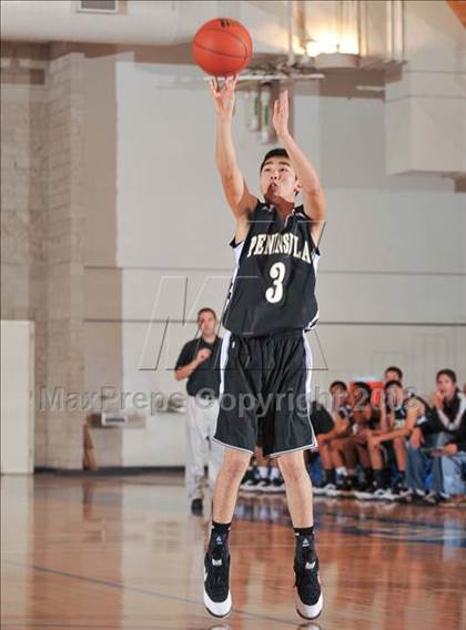 Thumbnail 1 in Apple Valley vs. Palos Verdes Peninsula (MaxPreps Holiday Classic) photogallery.