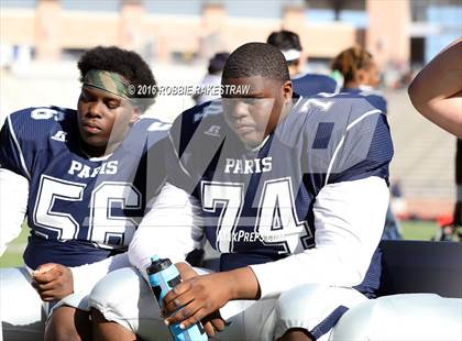 Thumbnail 1 in Van vs. Paris (UIL 4A Regional Quarterfinal Playoff) photogallery.