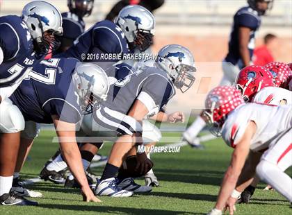 Thumbnail 2 in Van vs. Paris (UIL 4A Regional Quarterfinal Playoff) photogallery.