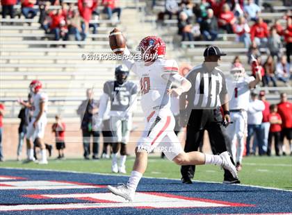 Thumbnail 3 in Van vs. Paris (UIL 4A Regional Quarterfinal Playoff) photogallery.