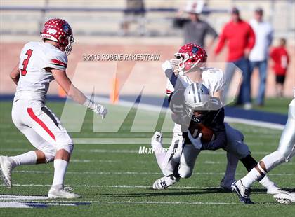 Thumbnail 1 in Van vs. Paris (UIL 4A Regional Quarterfinal Playoff) photogallery.