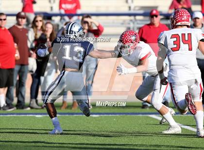 Thumbnail 3 in Van vs. Paris (UIL 4A Regional Quarterfinal Playoff) photogallery.