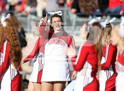 Thumbnail 1 in Van vs. Paris (UIL 4A Regional Quarterfinal Playoff) photogallery.