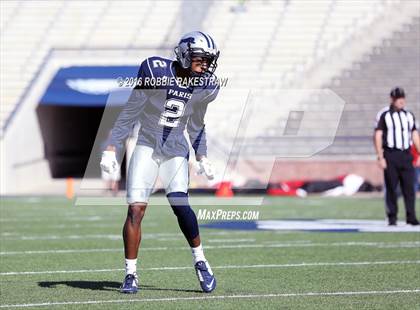 Thumbnail 2 in Van vs. Paris (UIL 4A Regional Quarterfinal Playoff) photogallery.