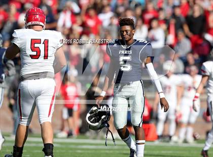 Thumbnail 3 in Van vs. Paris (UIL 4A Regional Quarterfinal Playoff) photogallery.
