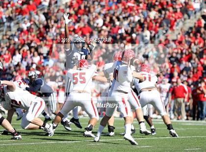 Thumbnail 3 in Van vs. Paris (UIL 4A Regional Quarterfinal Playoff) photogallery.