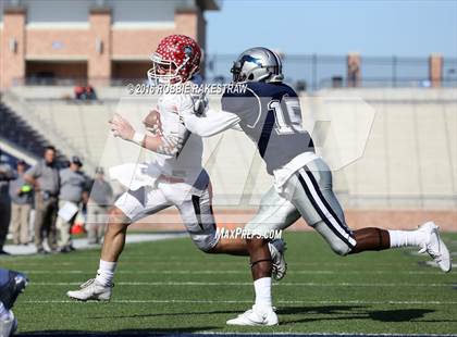 Thumbnail 1 in Van vs. Paris (UIL 4A Regional Quarterfinal Playoff) photogallery.